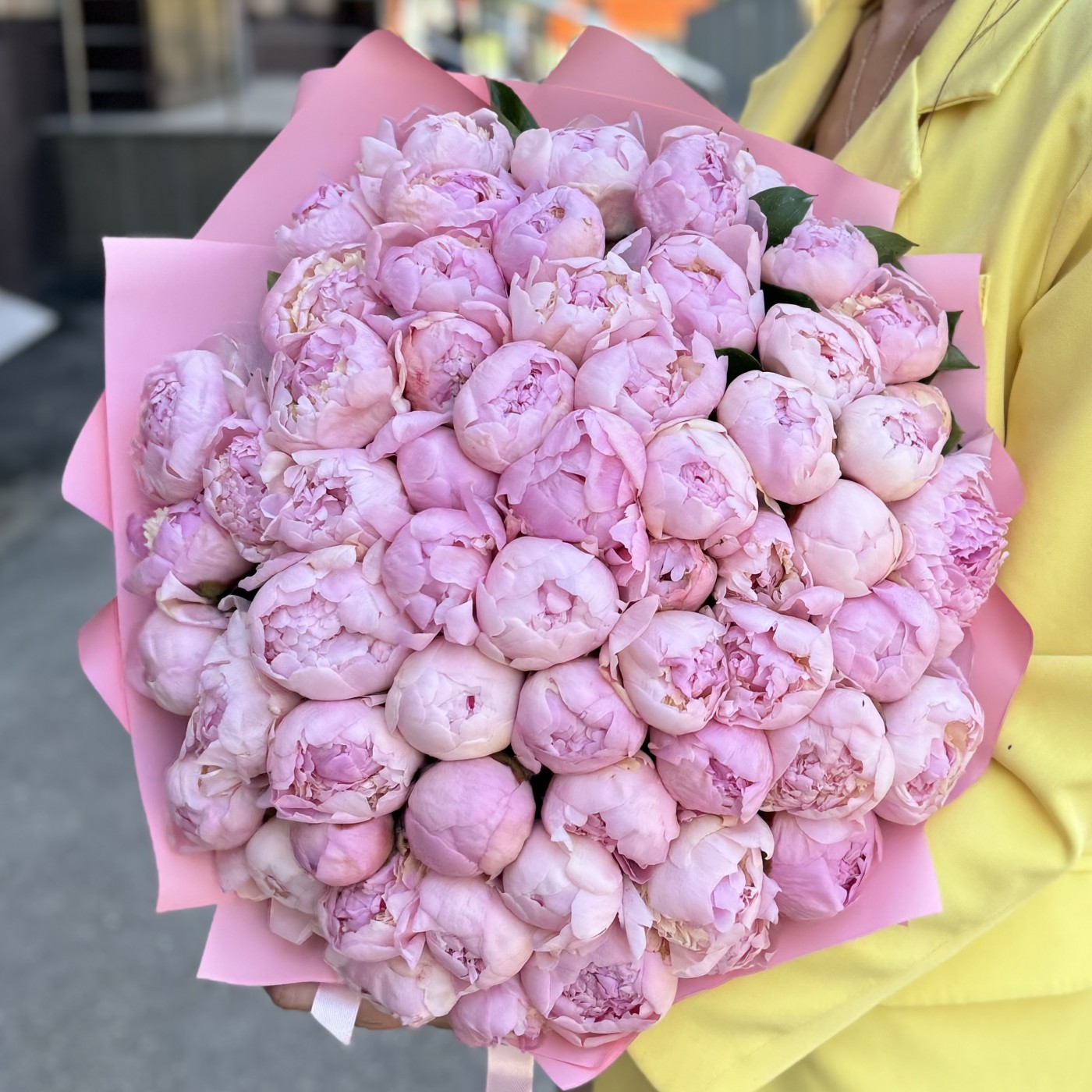 51 розовый пион