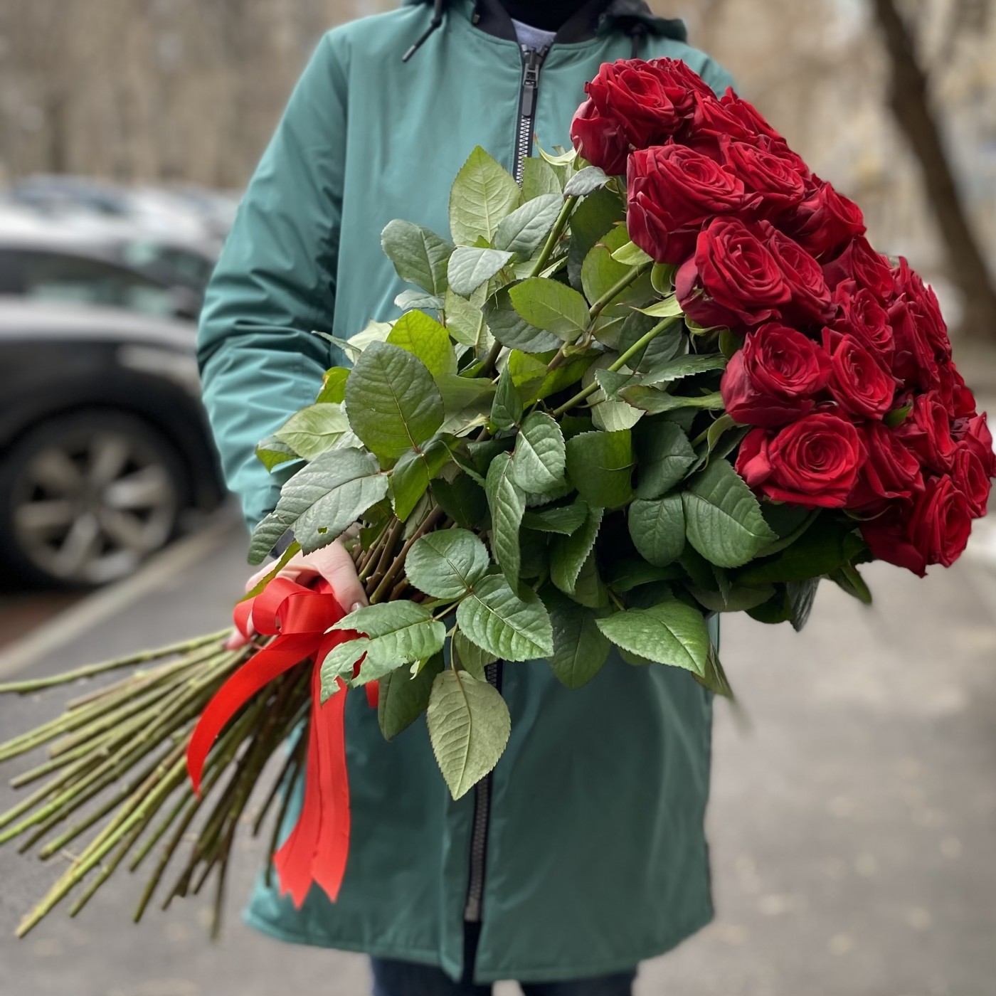 51 красная роза 70 см