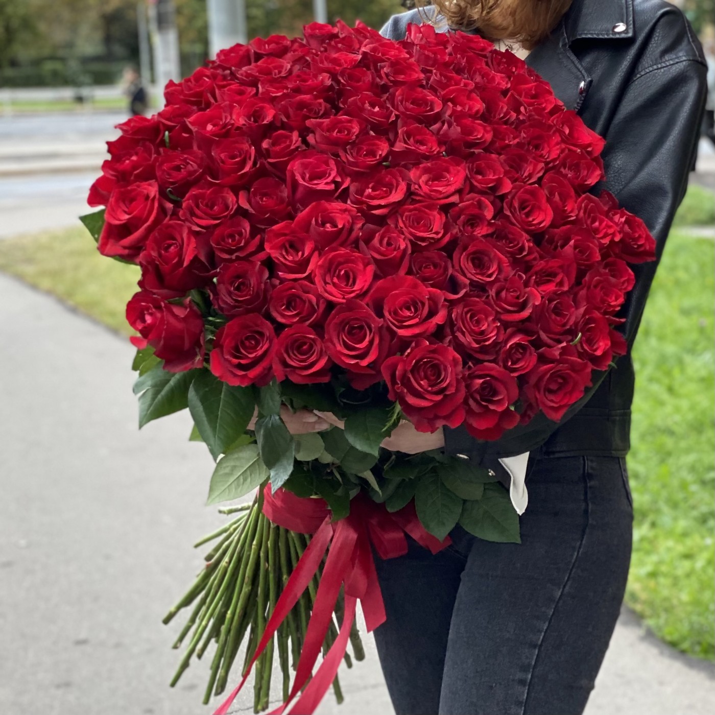 101 красная роза 80 см