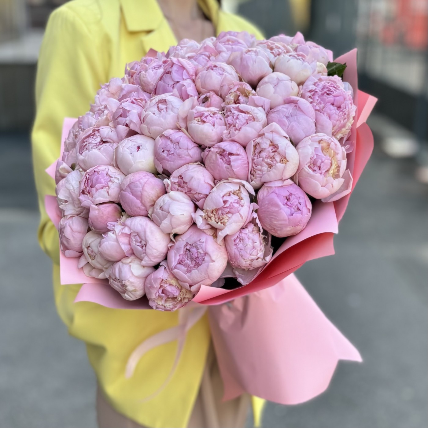 51 розовый пион