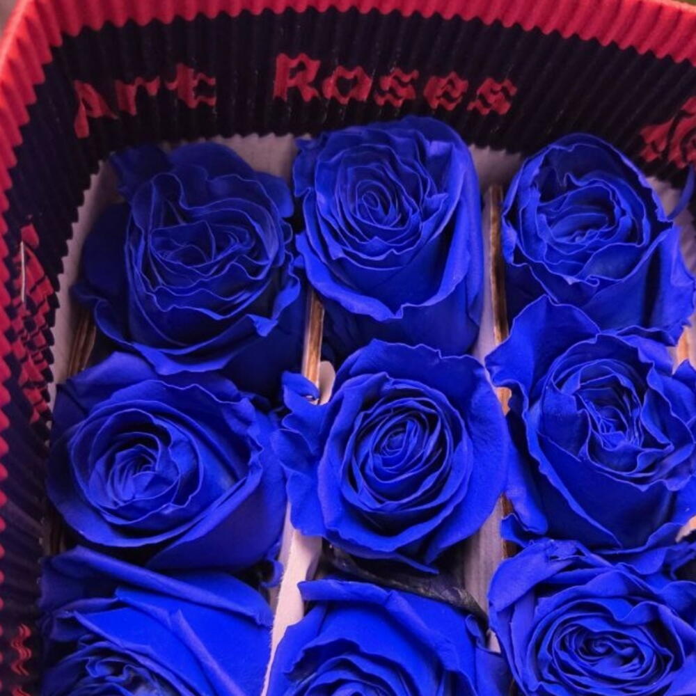 51 синяя роза в оформлении